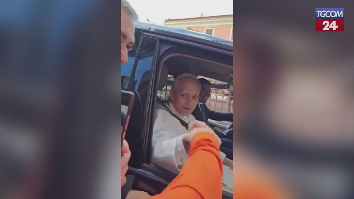 Papa Leone XIV cuore giallorosso: "Forza Roma"