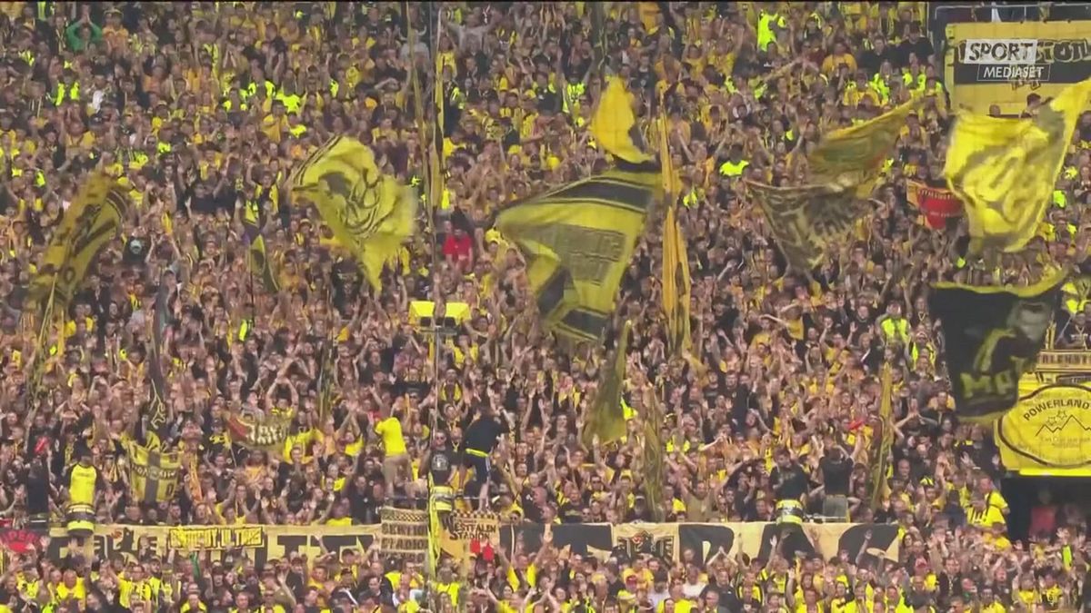 MCH BORUSSIA DORTMUND-HOLSTEIN 3-0 MCH