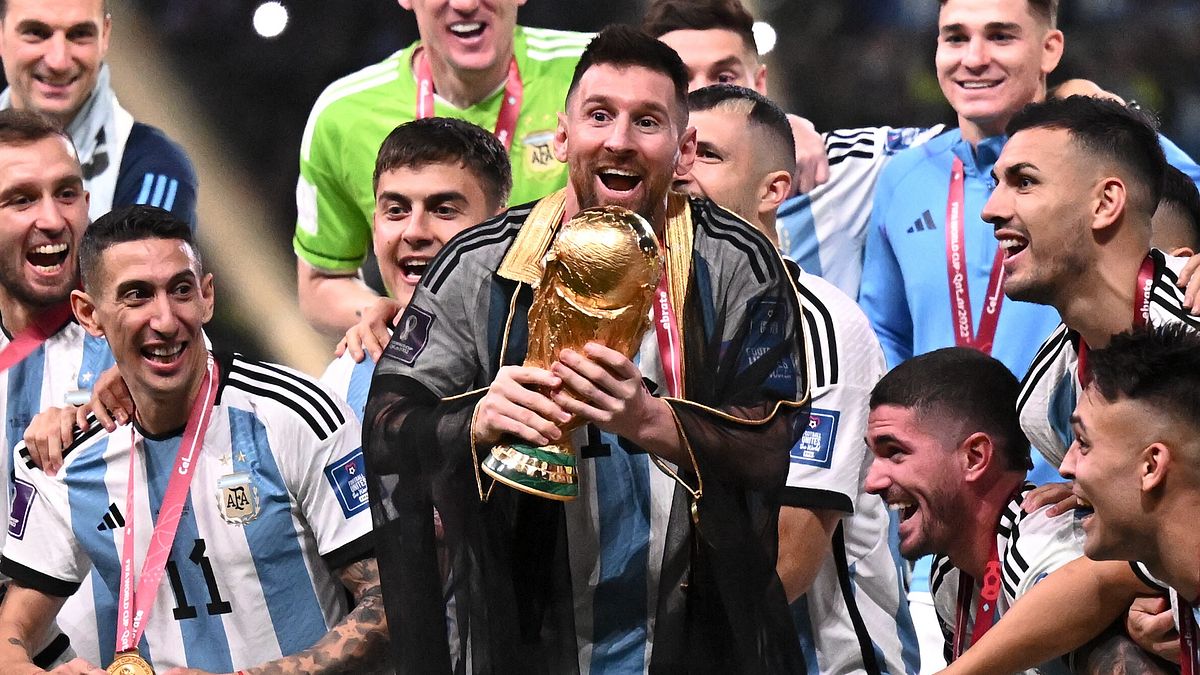 1. LEO MESSI