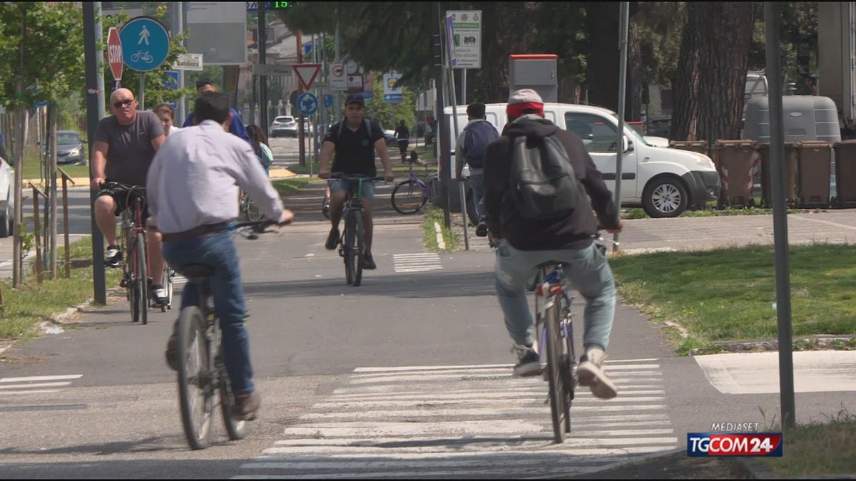 18.50 VIAGGIO NEL CENTRO ISLAMICO  SRV