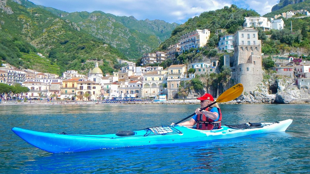 Cetara - Kayaking © Genius Loci Travel