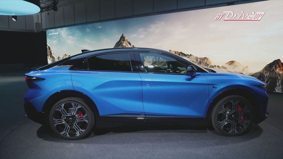 Svelata la nuova Alpine A390