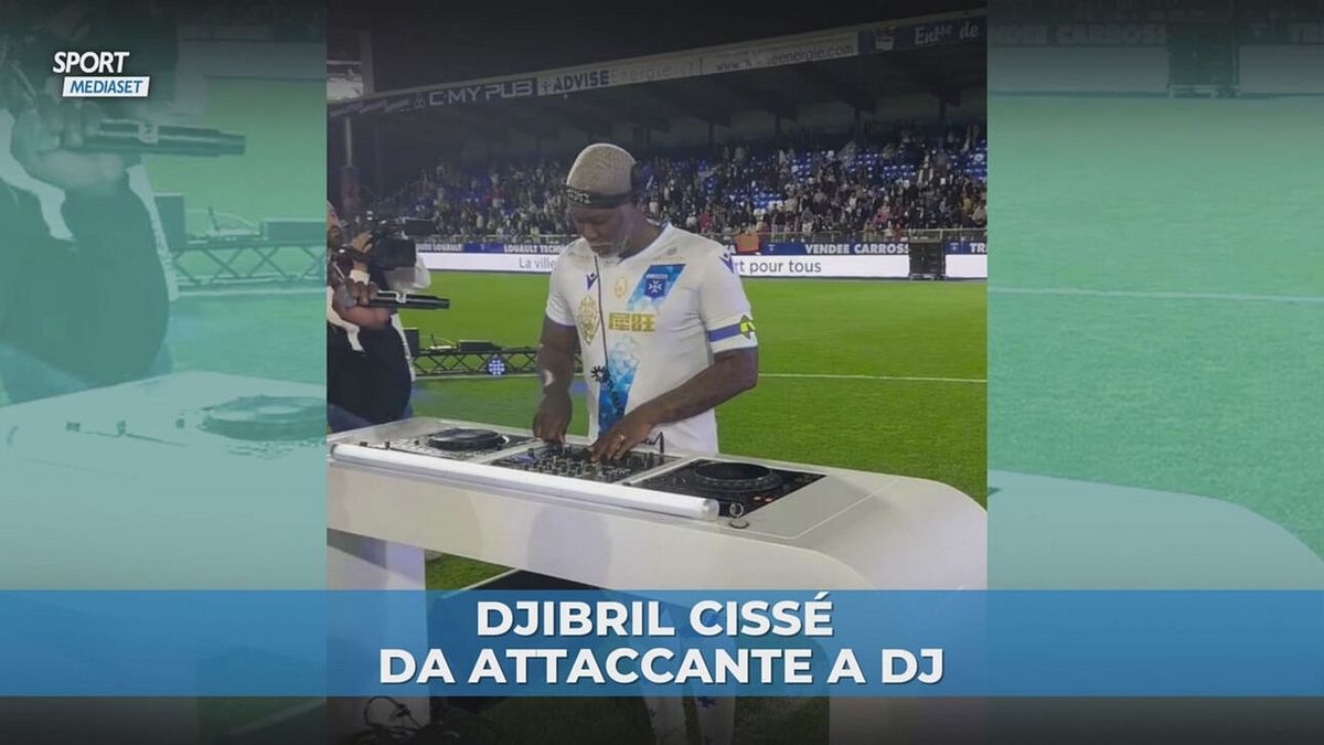 Cissé show in campo...come dj!