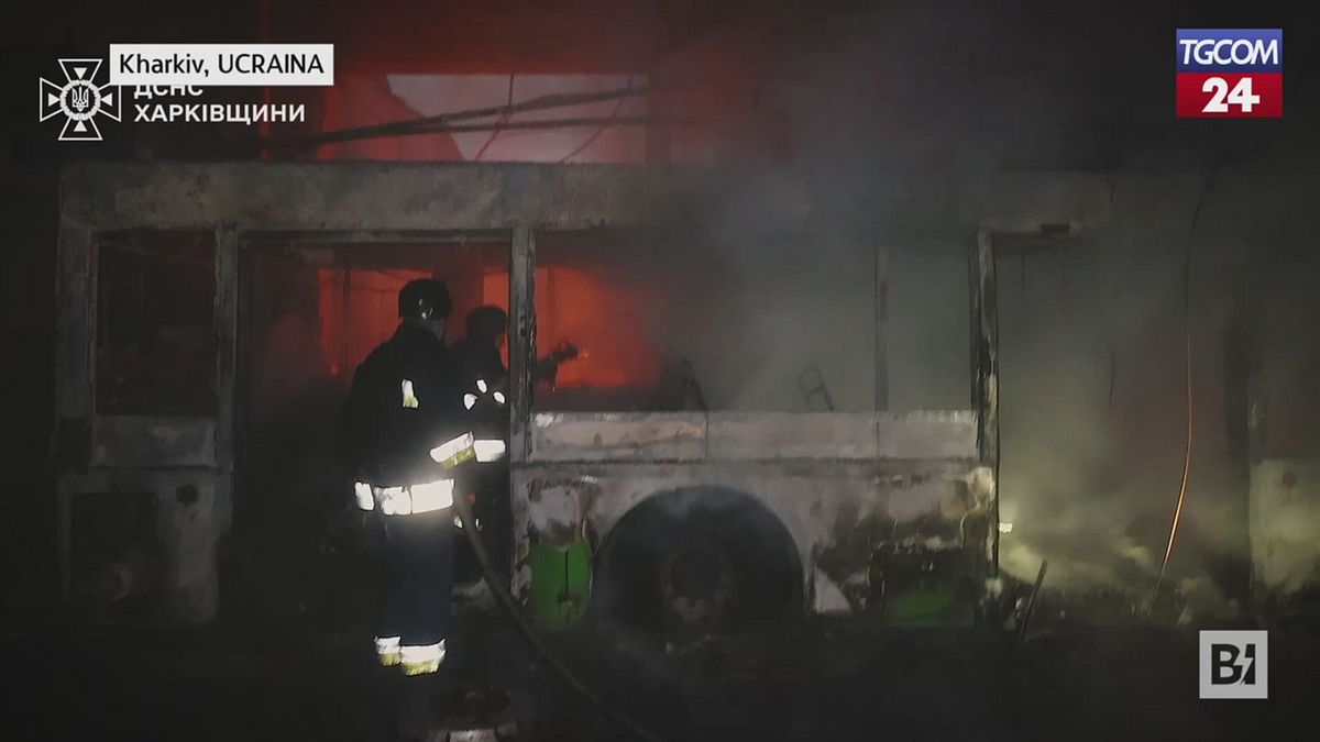 Droni e missili russi su Kharkiv, almeno 11 feriti
