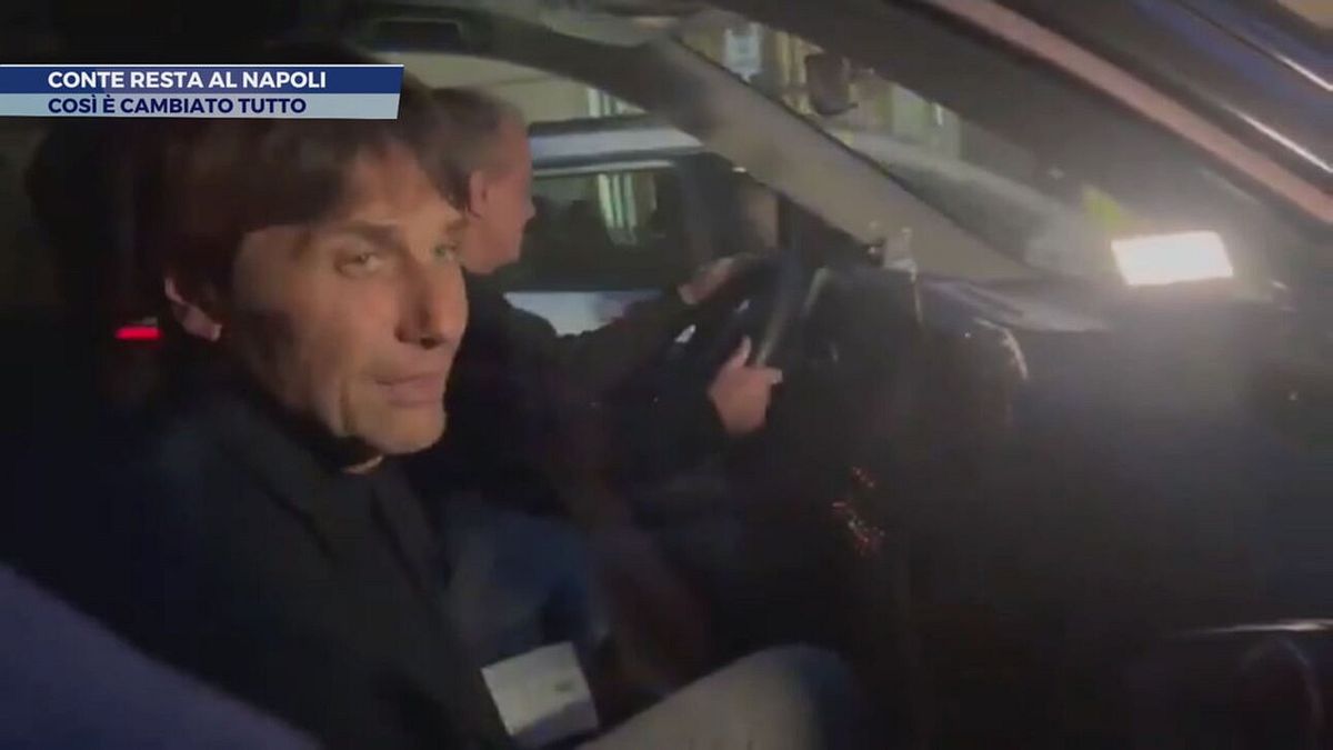 Conte resta al Napoli