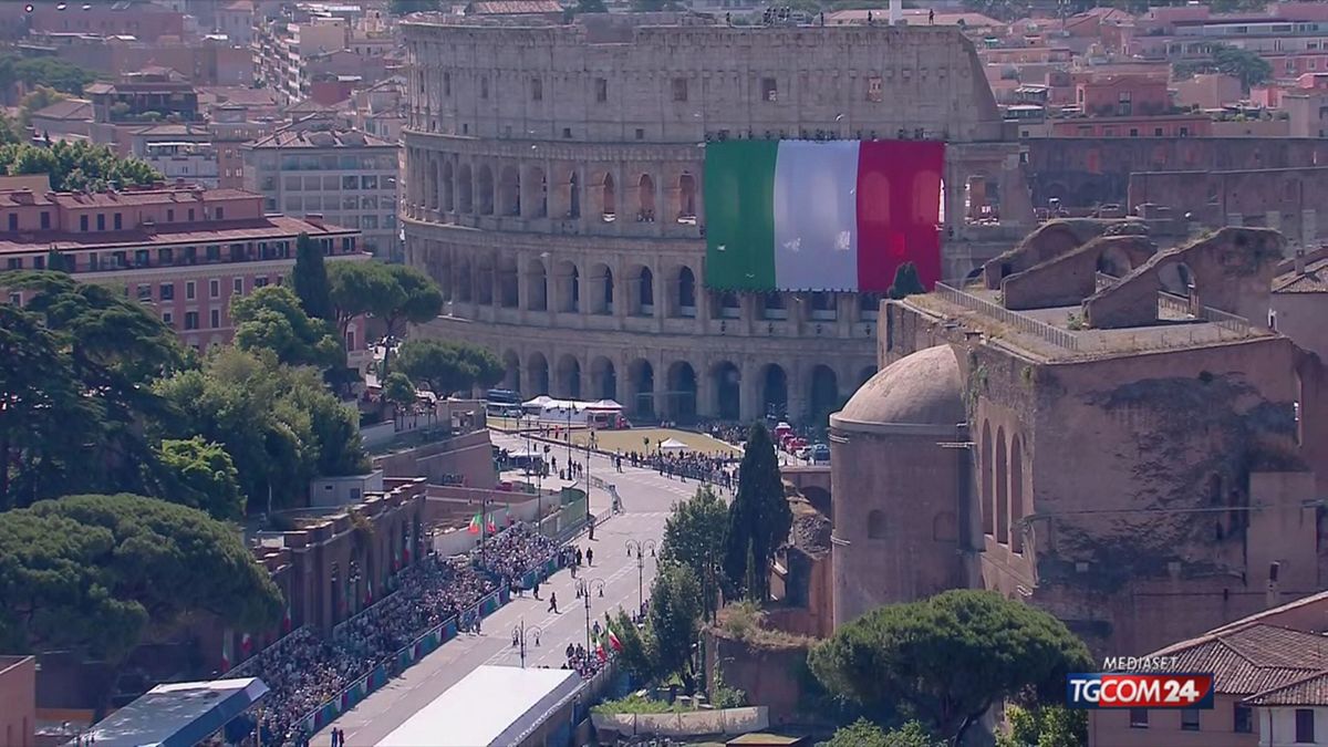 COLOSSEO DIVENTA TRICOLORE SRV
