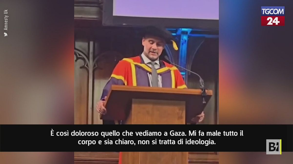 L'appello di Pep Guardiola per Gaza: "I prossimi bambini a morire potrebbero essere i nostri"