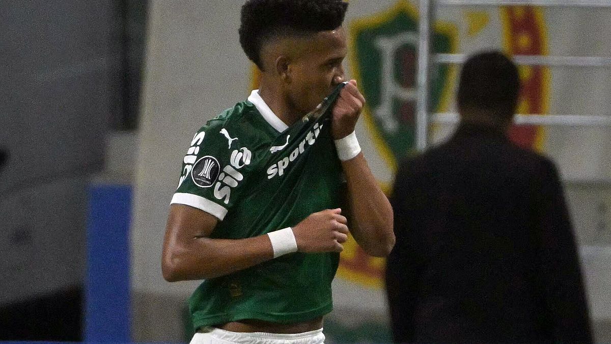 Estevao, gioiello classe 2007 del Palmeiras che dopo il Mondiale per Club vestirà la maglia del Chelsea 