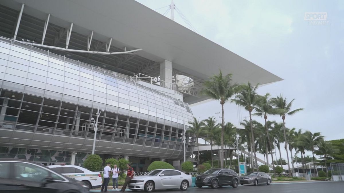 MCH HARD ROCK STADIUM  VARIE MIAMI 12/6