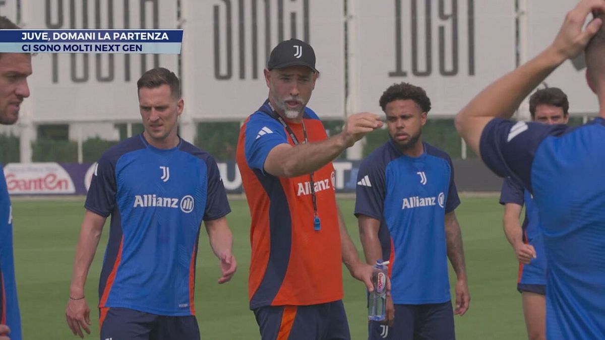 Juve, domani la partenza