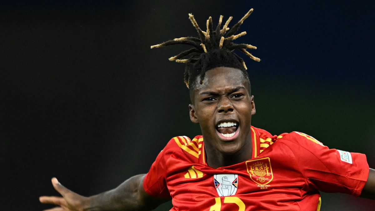 Attaccante esterno sinistro: Nico Williams (Spagna)