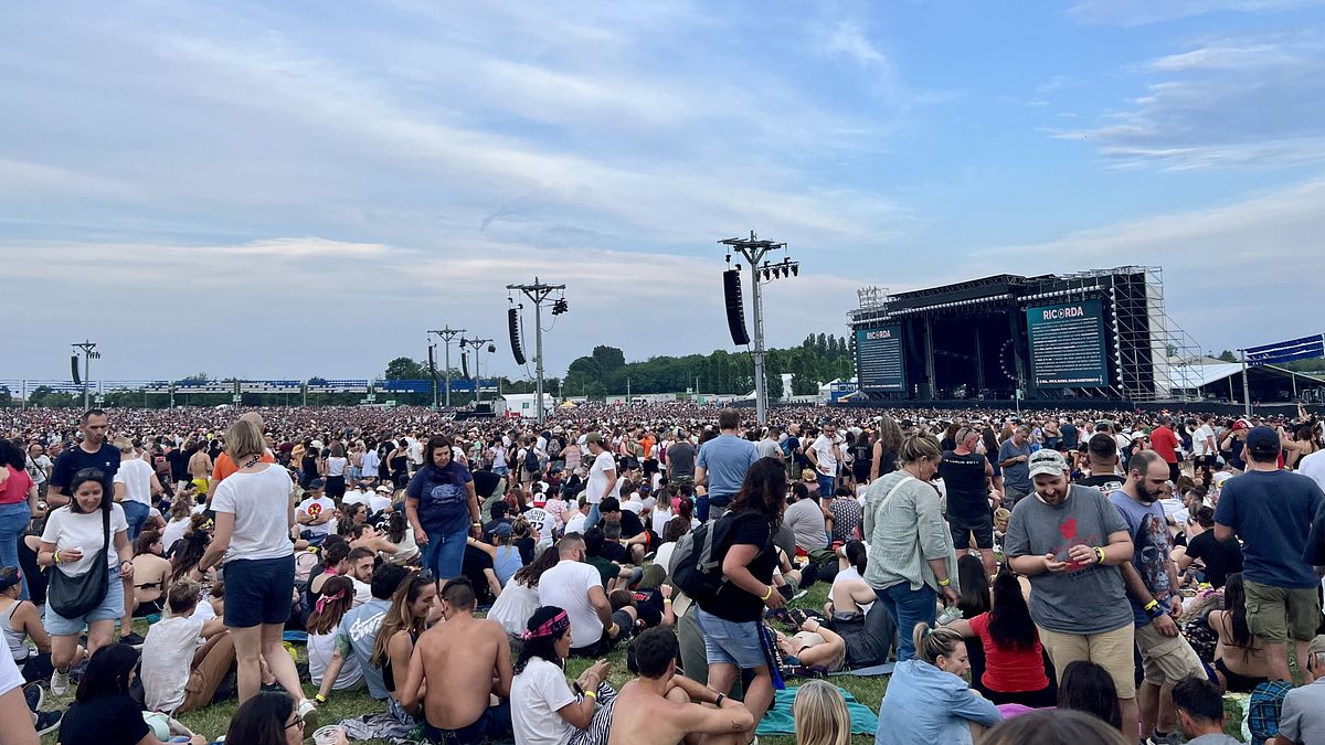 Campovolo'daki Rocker halkının ziyafeti