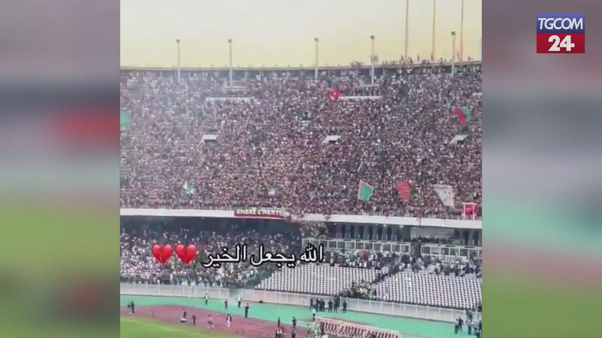 algeria crolla tribuna dello stadio 3 morti e 81 feriti