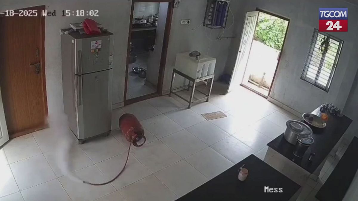 India, bombola del gas "fuori controllo": tragedia sfiorata