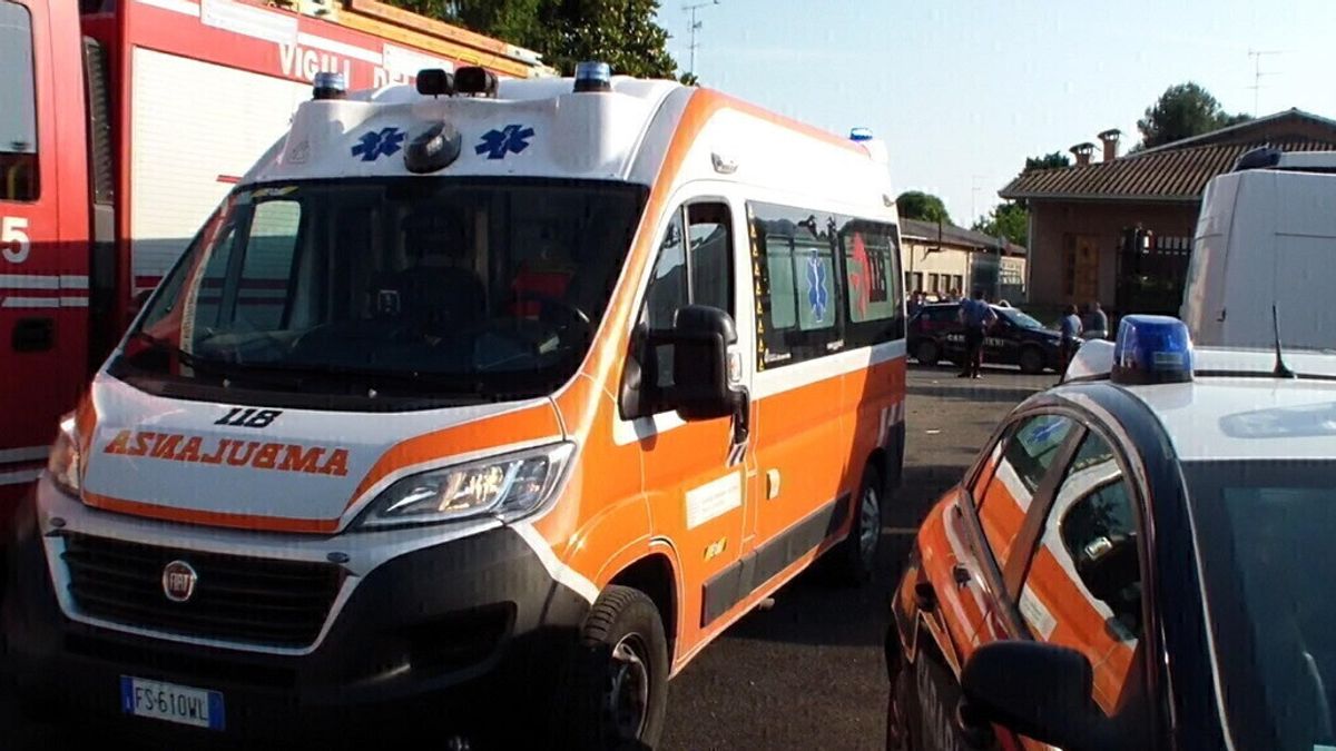 villa di tirano sondrio spara e uccide la madre anziana e poi si suicida