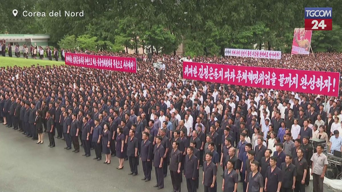 corea del nord manifestazione anti usa nel 75esimo anniversario della guerra di corea