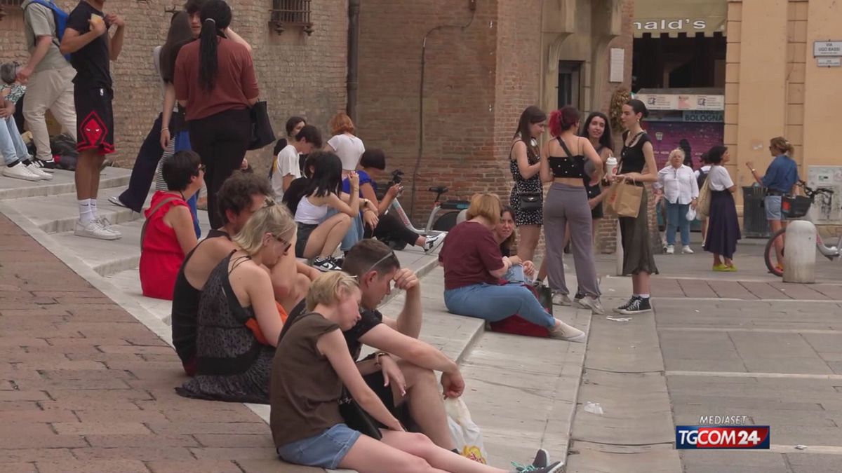 Caldo, 13 città da bollino rosso