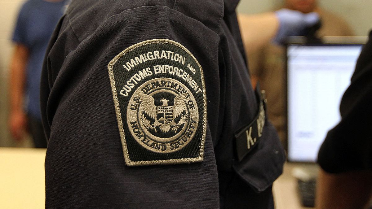 usa bimbo immigrato malato di leucemia arrestato con la famiglia e trasferito in un centro di espulsione 232 polemica