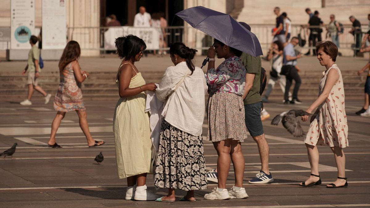 caldo record nel fine settimana oggi 17 citt224 da bollino rosso dal ministero inviti alla prudenza