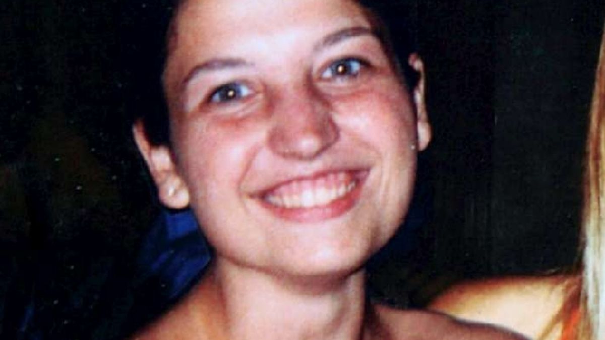 Garlasco, un carpentiere egiziano ha consegnato gli attrezzi recuperati nella roggia sette anni fa