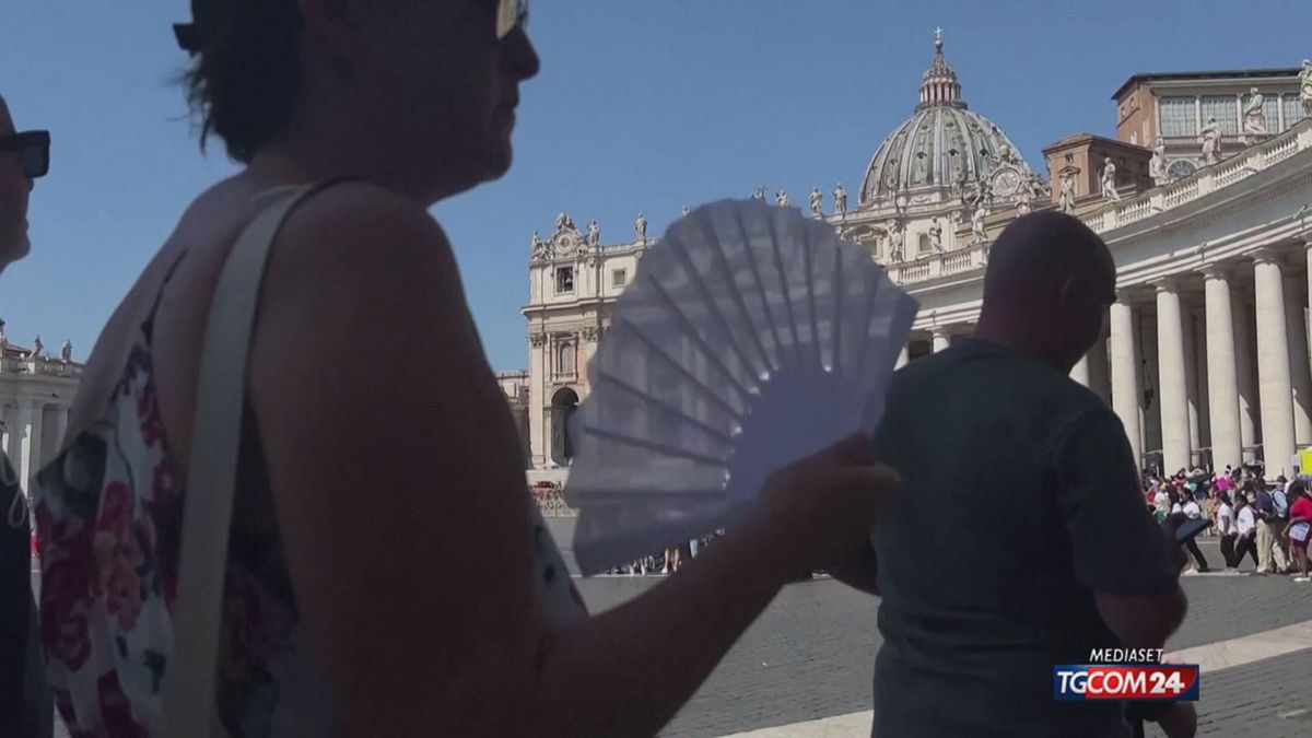 Caldo record in Italia, bollino rosso in 21 città