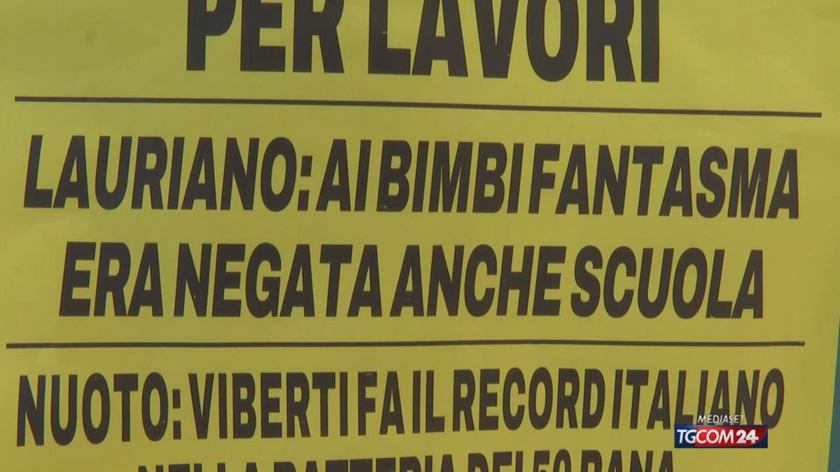 Fratellini "fantasma" a Lauriano, vivevano isolati con il padre