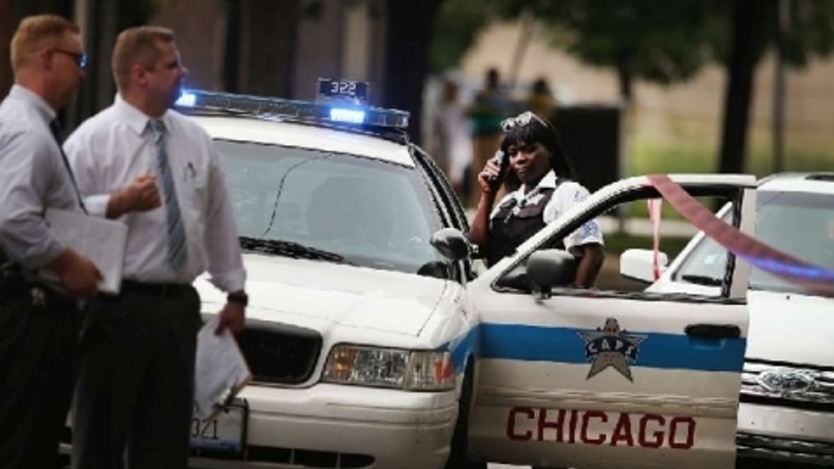 Usa, spari da un