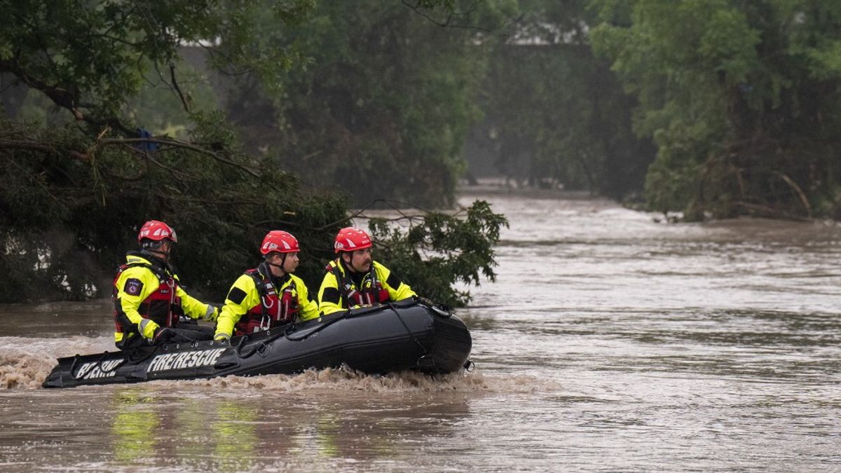 Sale ancora il bilancio delle inondazioni in Texas: 82 morti