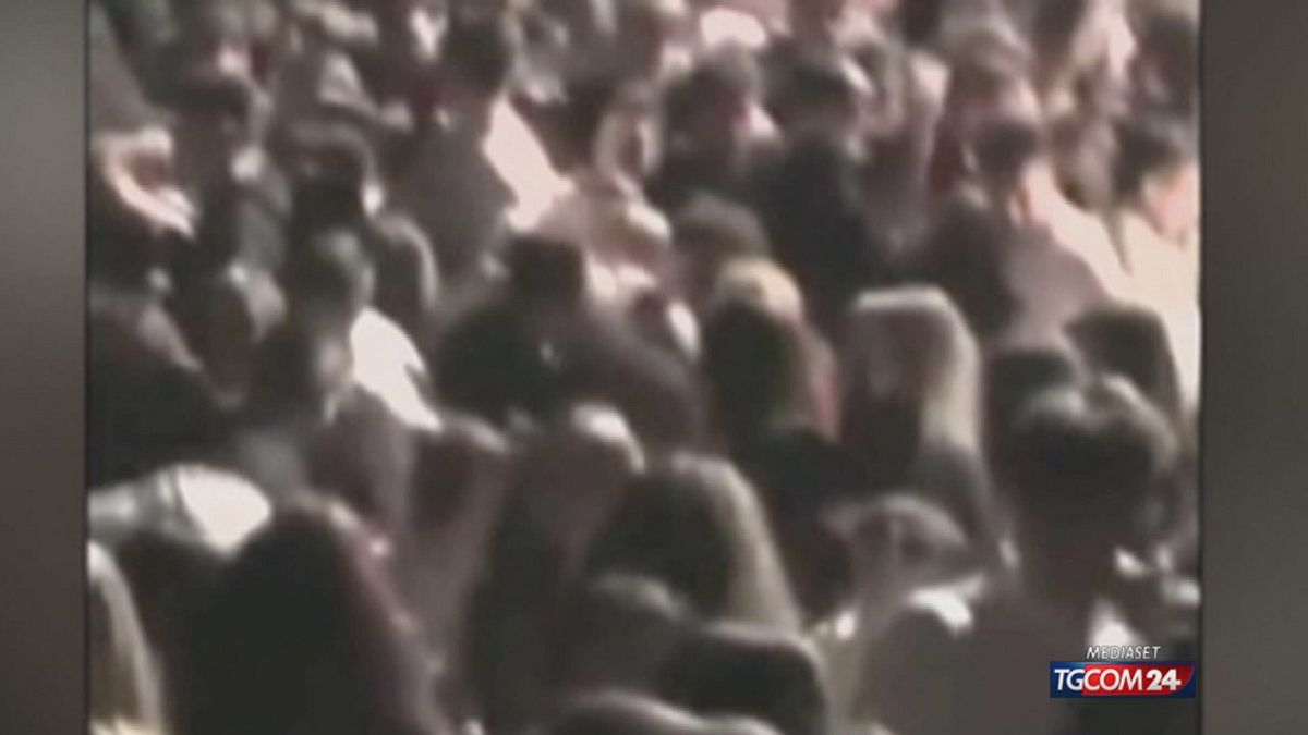 Corinaldo, il giovane della banda dello spray ancora in fuga