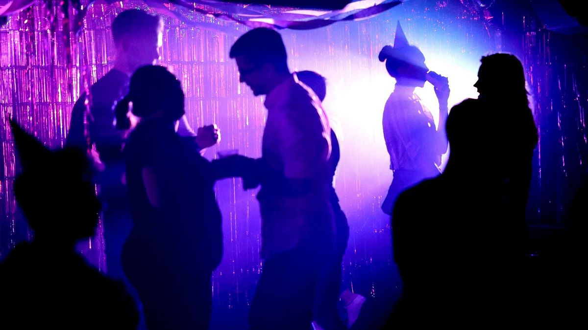 Ibiza, ospedali a rischio collasso: "Troppe chiamate al 112 per droga e alcol"