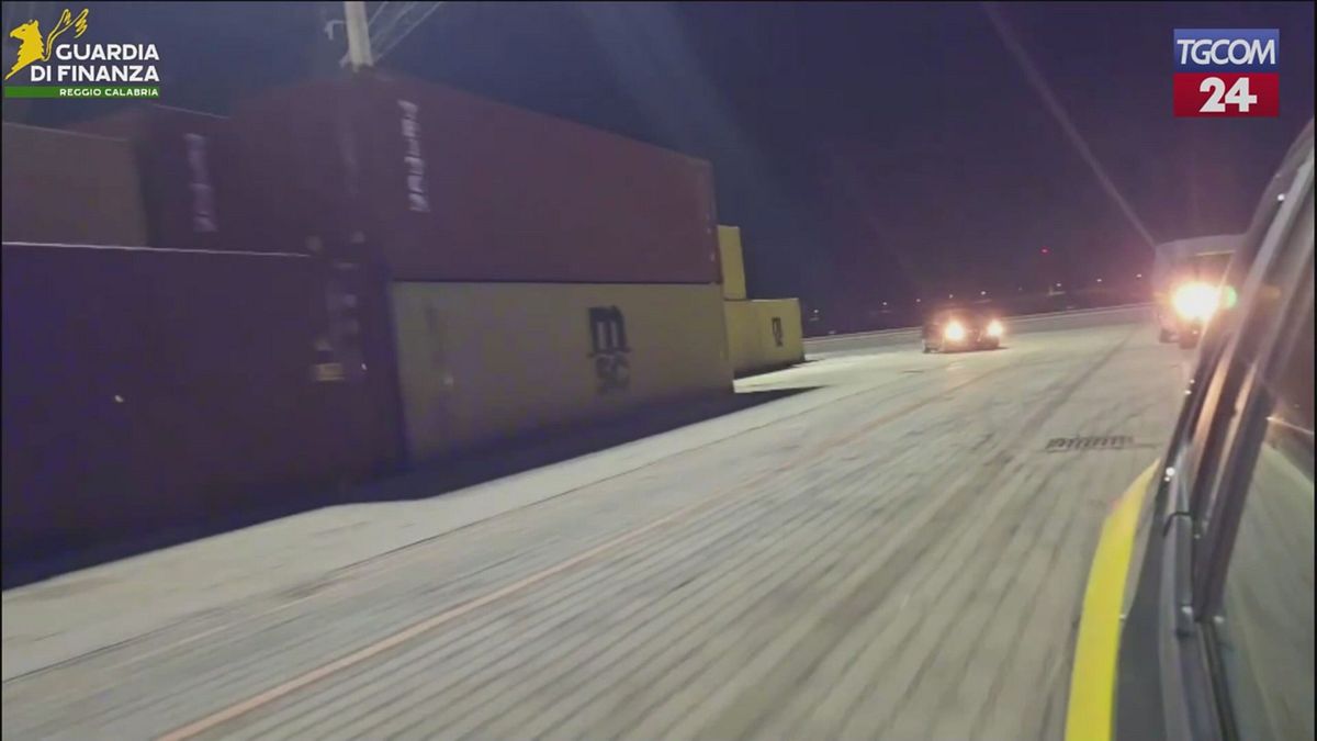 Reggio Calabria, sequestrati 417 chili di cocaina al porto di Gioia Tauro