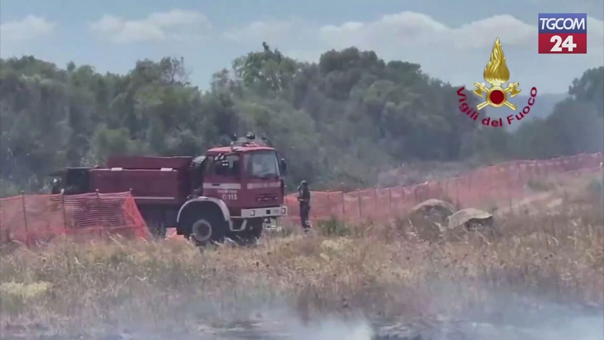 Sardegna, incendi a Olbia: fiamme nella zona dell