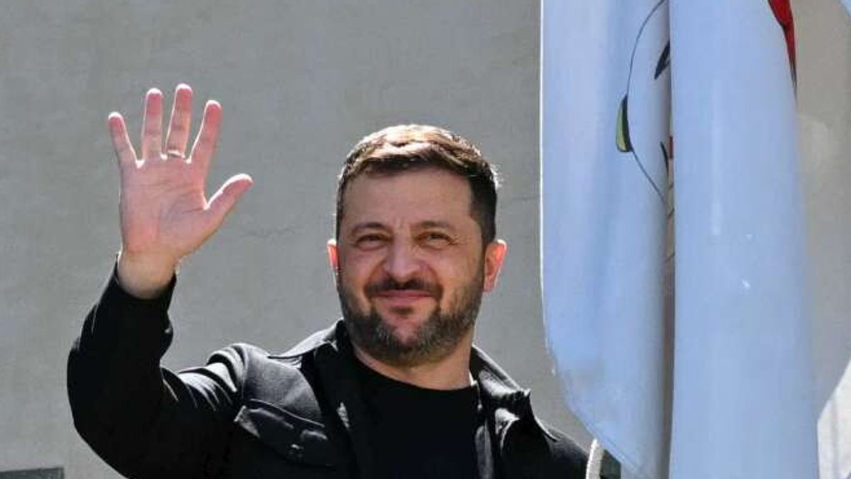Ucraina, Trump: "Armi a Kiev tramite la Nato, le pagherà l