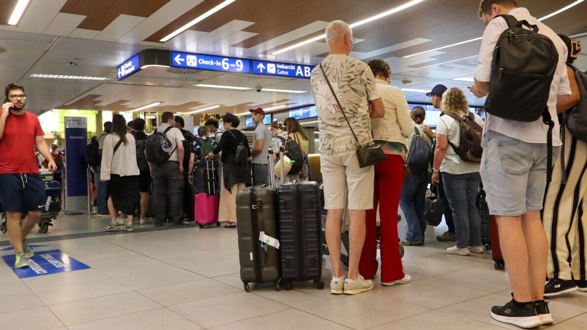 viaggi aerei il documento d identit224 non serve pi249 sui voli nazionali e in area schengen basta la carta d imbarco