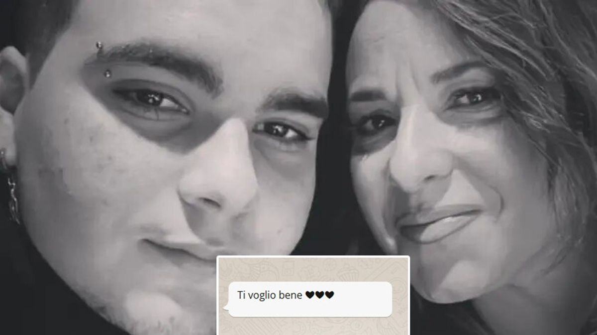 Andrea muore a 19 anni per un tumore e il giorno dopo arriva un suo messaggio: "Ti voglio bene, mamma"