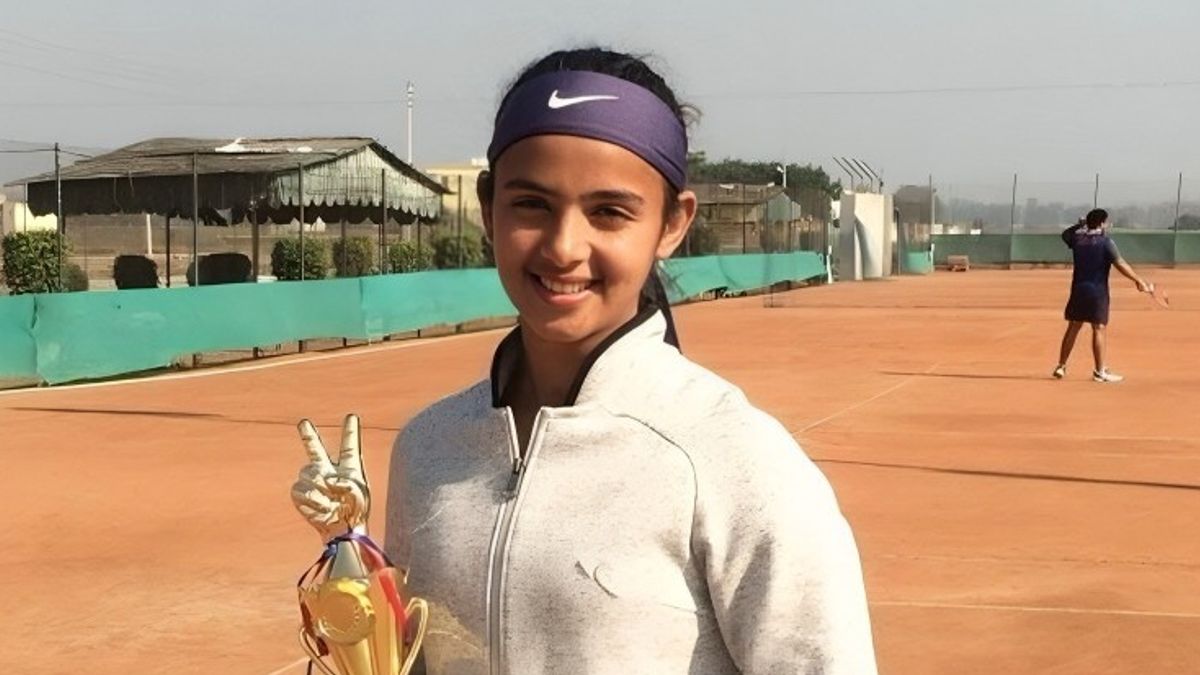 Shock in India, la tennista Radhika Yadav uccisa dal padre per invidia: "Stava cucinando, le ho sparato alle spalle"