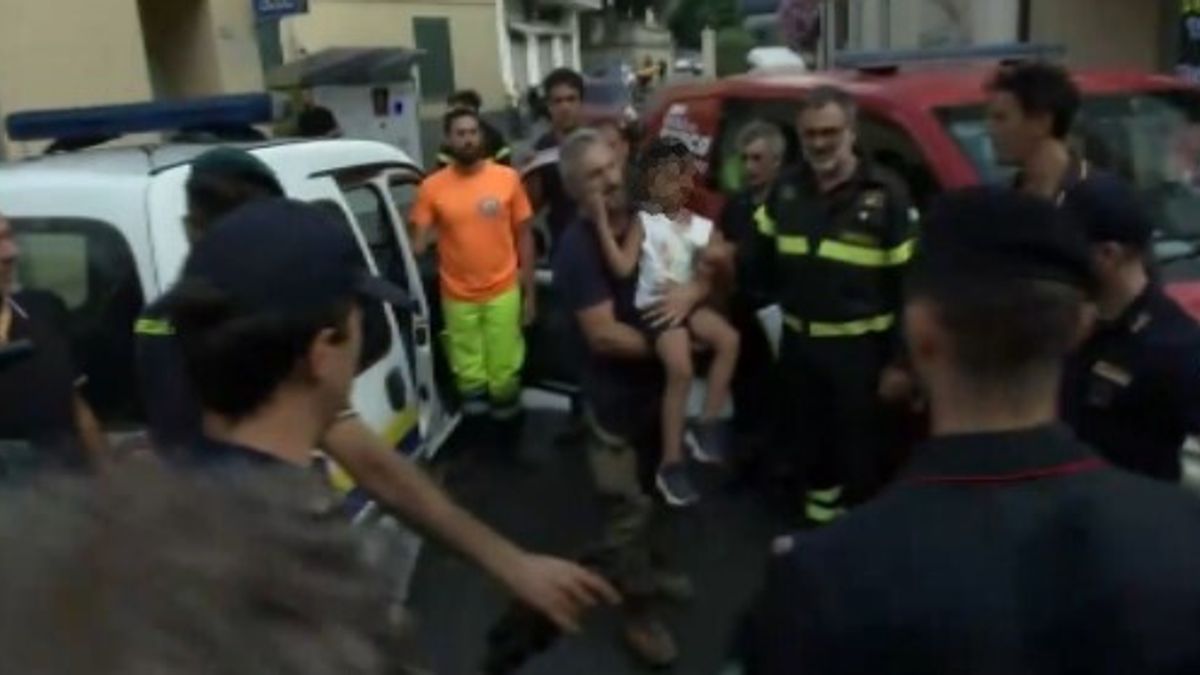 Ritrovato il bimbo di 5 anni scomparso: sta bene | Il padre commosso: "Grazie a tutti"