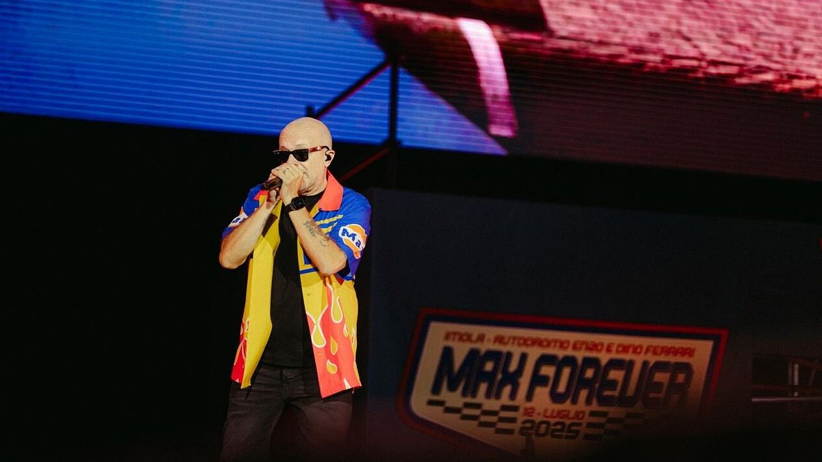Max Pezzali, Imola'da harika bir gösteri: “Nesillere katılıyorum” “