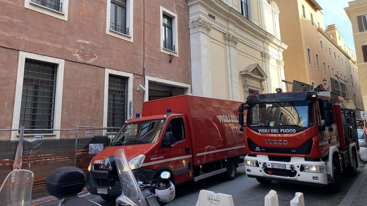 Roma, esalazioni di monossido in hotel: 96 evacuati e 6 ricoverati