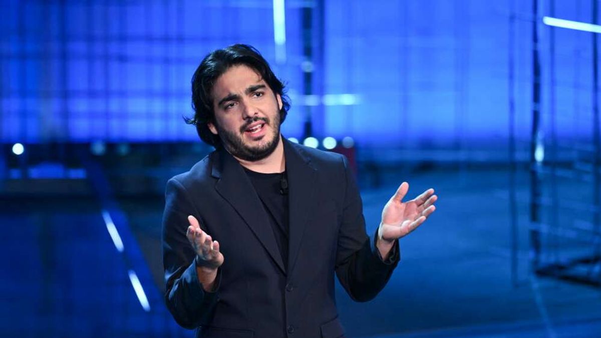 Max Angioni “Max çalışıyor