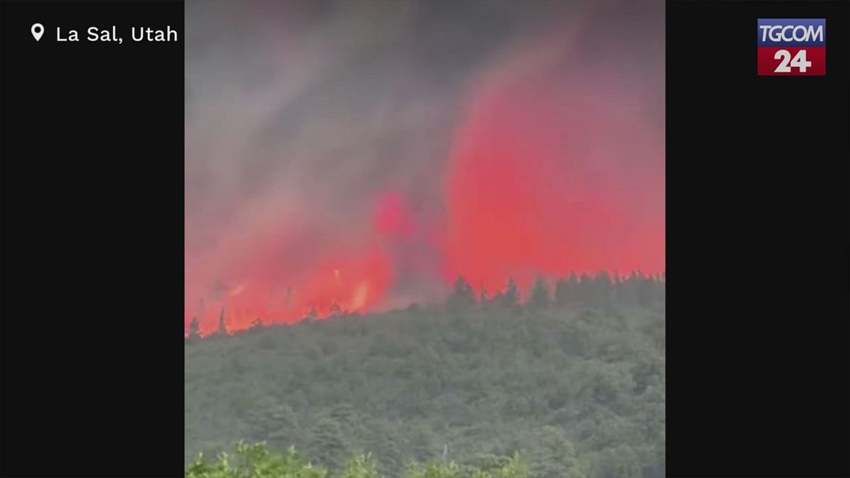 usa tornado di fuoco nello utah l inferno divampa a la sal