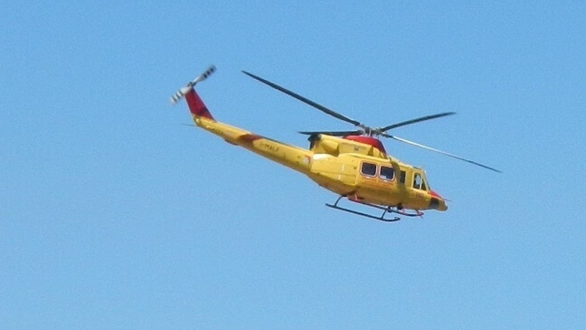 imperia punto da sciame di vespe precipita in scarpata grave 45enne