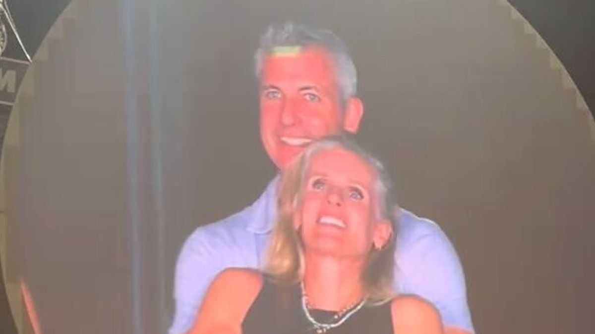 Sadece Cam'i öpmekle kalmaz, bir ihanet keşfetmenin tüm yolları