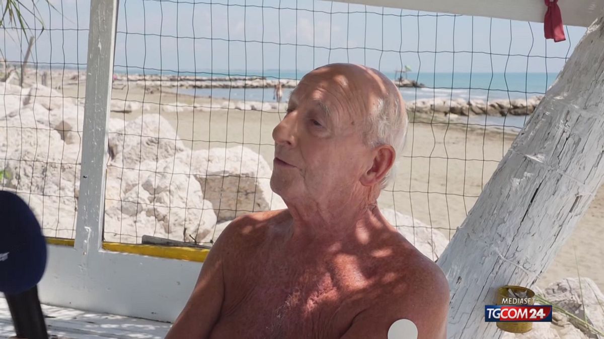 Lido di Venezia, la guerra delle capanne tra Procura e cittadini