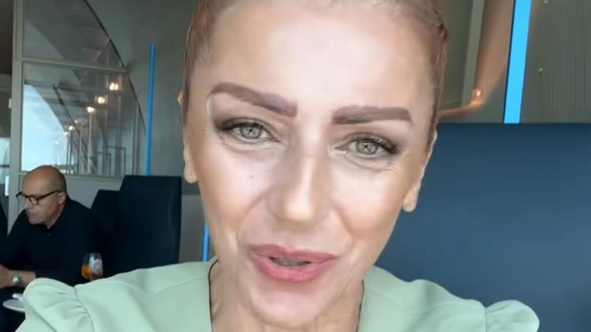 Gabriella Greison bir tırmanma elbisesi için hakaret etti
