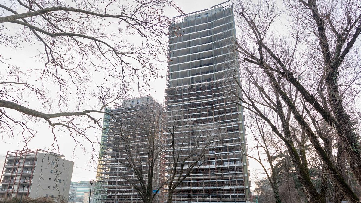 inchiesta urbanistica milano in 6 a processo per il caso park towers