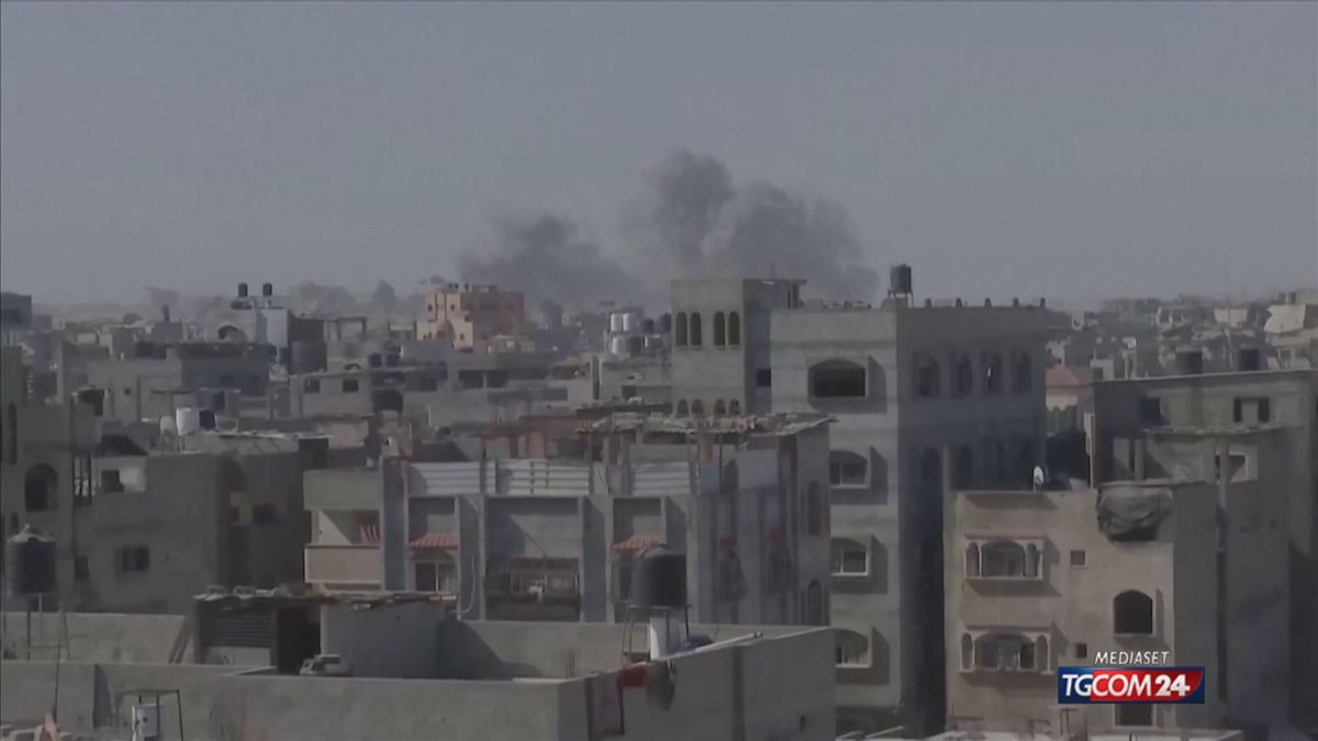 gaza continua il massacro di civili la denuncia delle associazioni umanitarie stanno morendo di fame