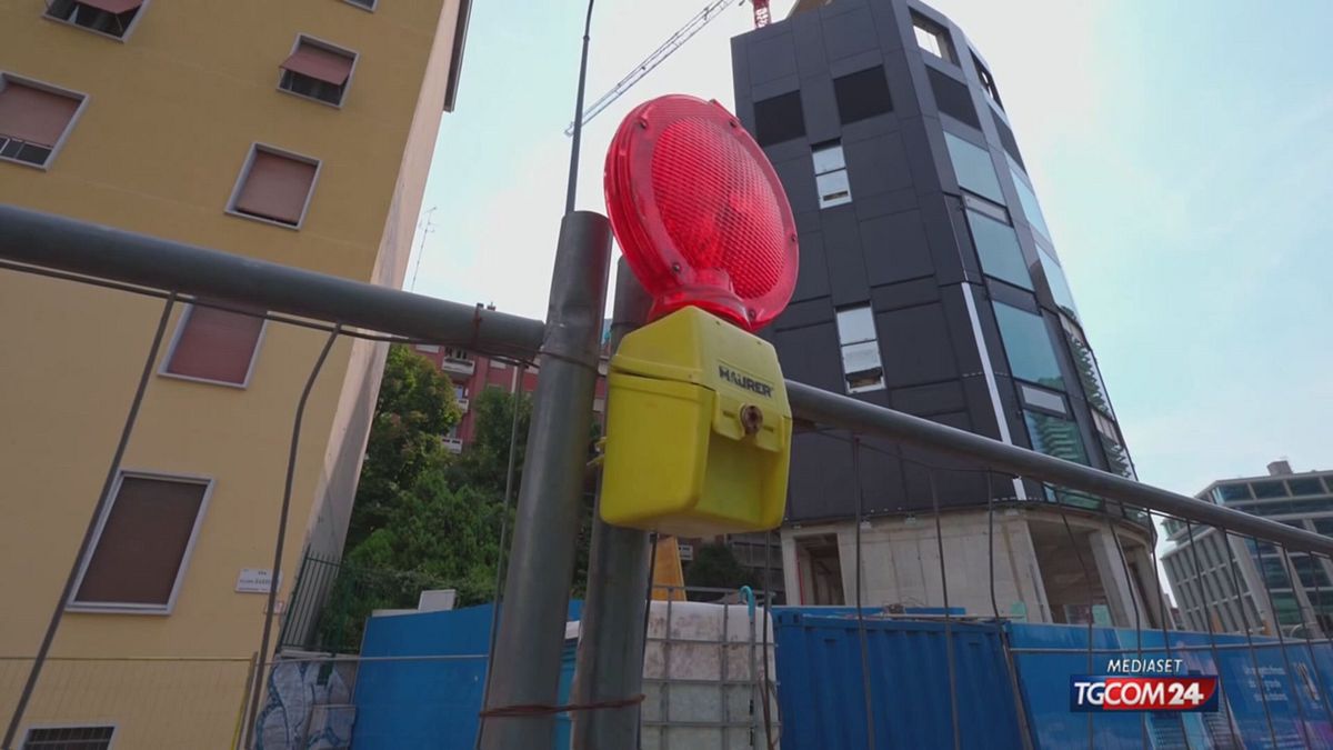 milano il blocco dei cantieri edili costa miliardi di euro