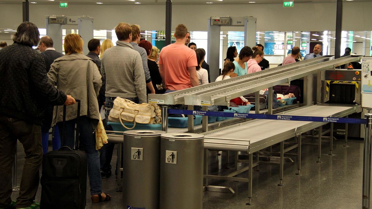 liquidazione e 730 Si possono portare più liquidi nel bagaglio a mano in aereo main image 0