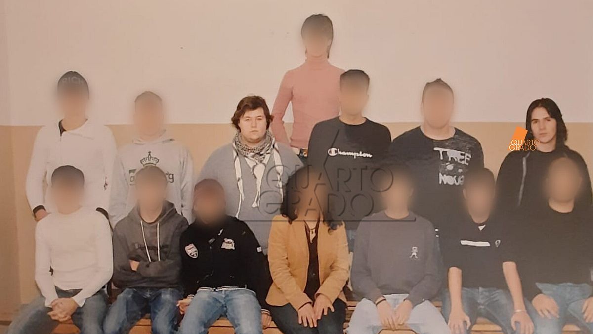 delitto di garlasco su ignoto 3 la pista dei compagni di scuola di andrea sempio la foto della classe